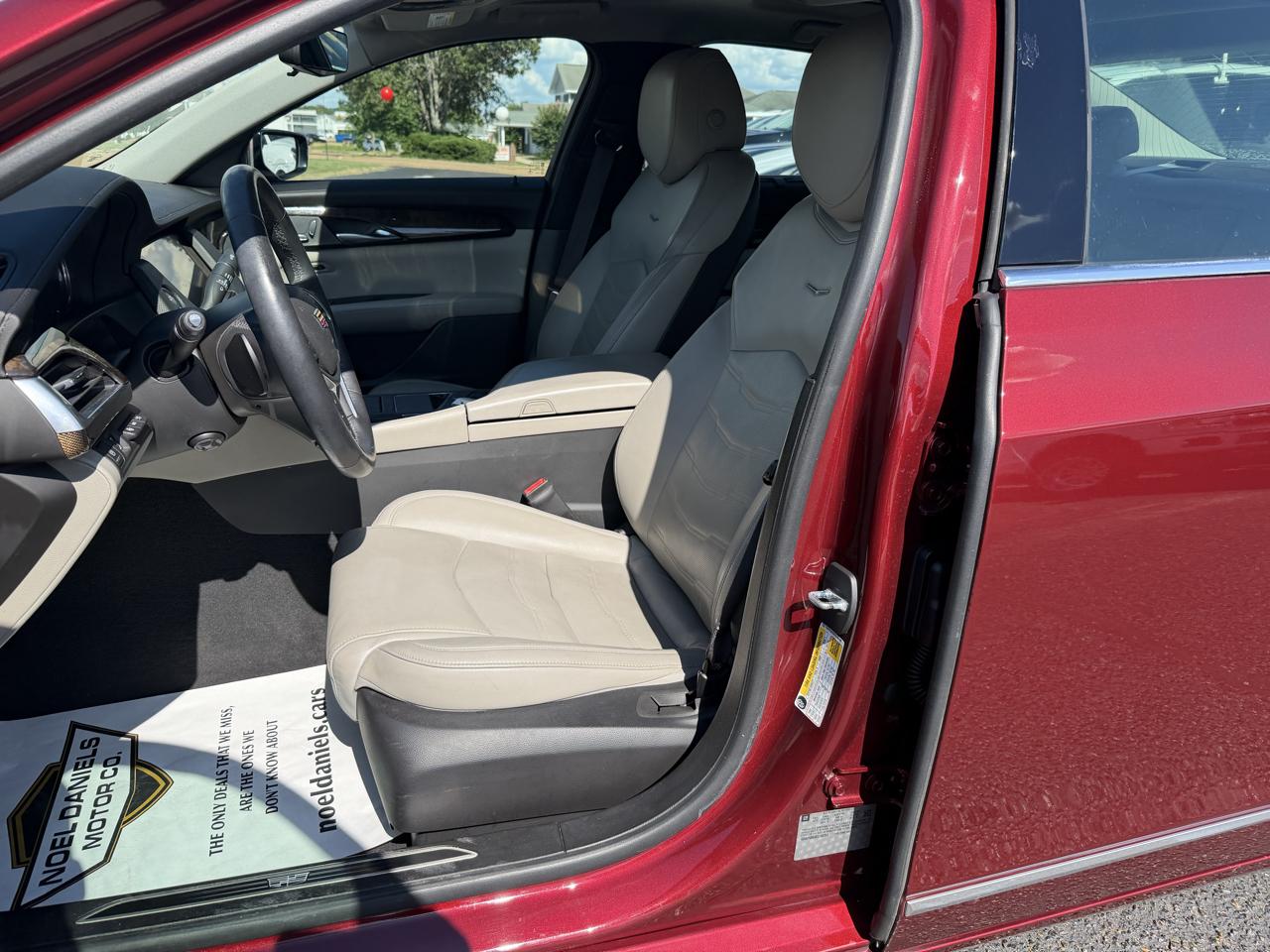 Cadillac CT6 3.6L Premium Luxury AWD 2016