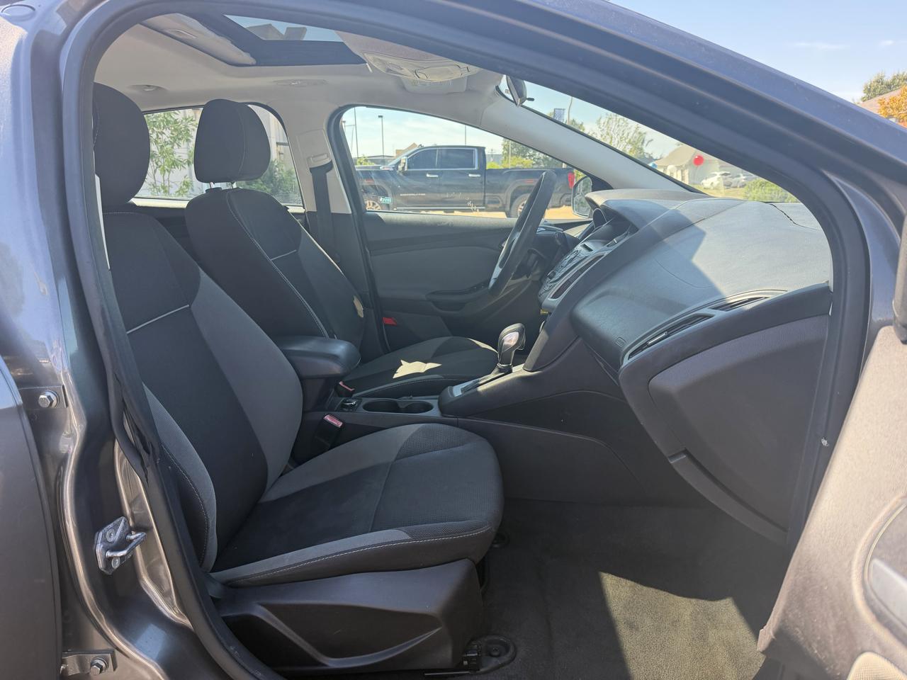 Ford Focus  2012