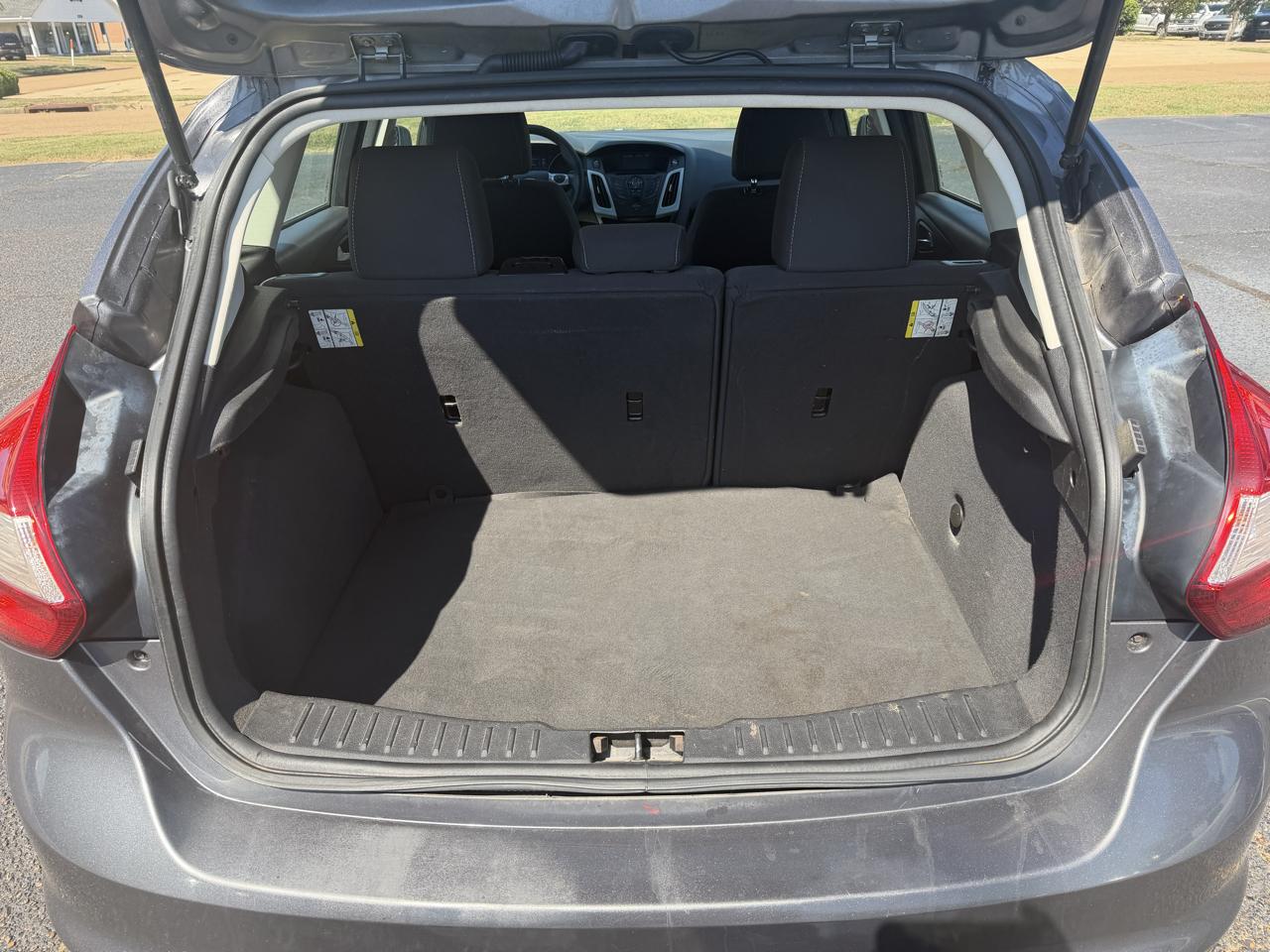 Ford Focus  2012