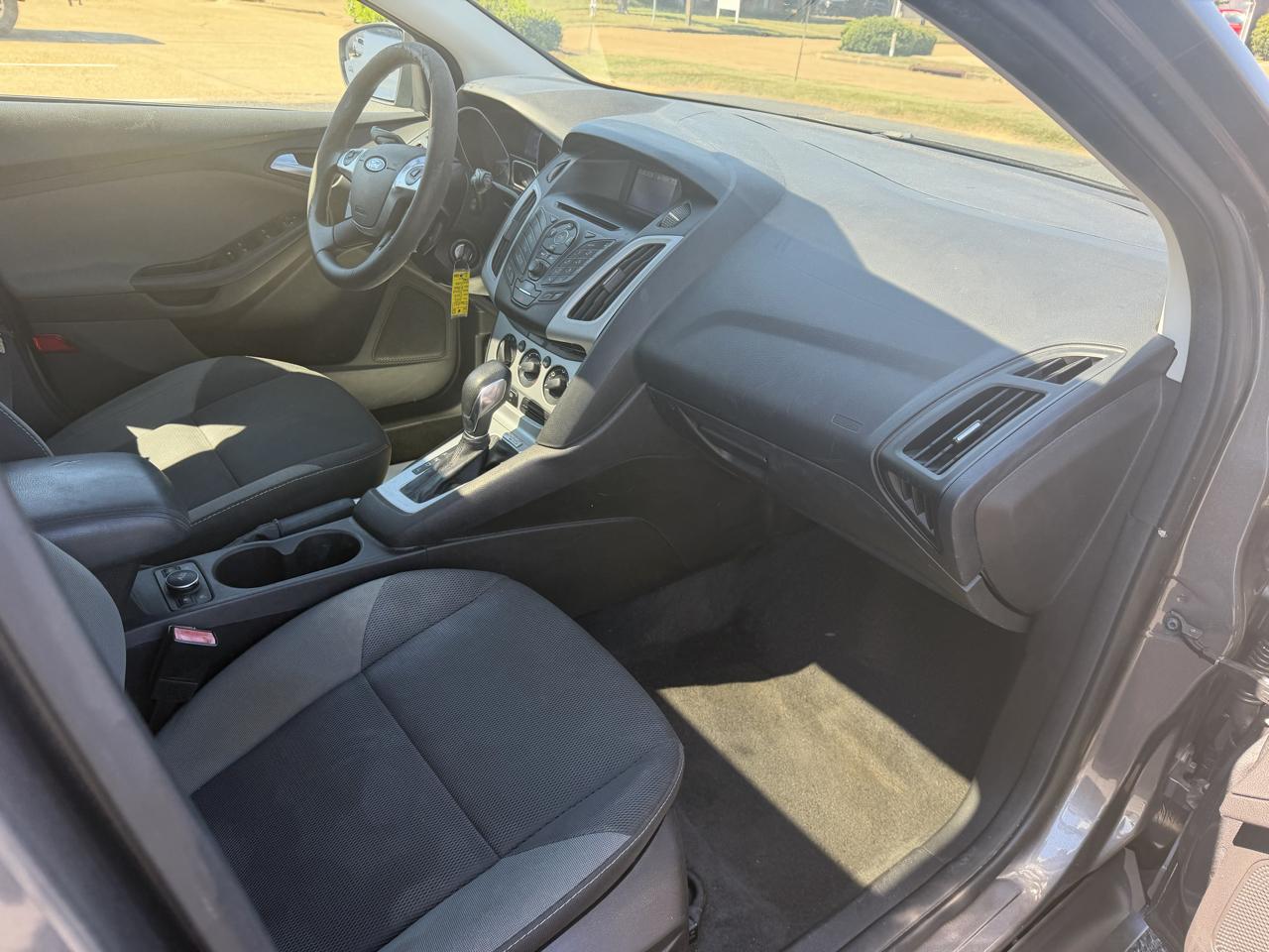 Ford Focus  2012