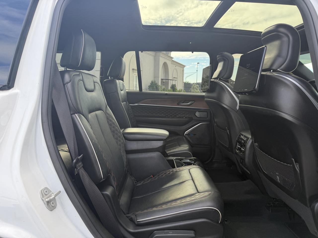 Jeep Grand Cherokee L  2023