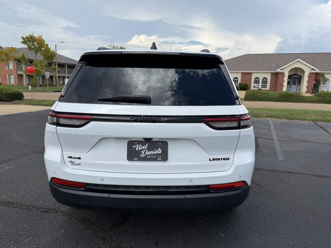 Jeep Grand Cherokee Limited 4WD 2023