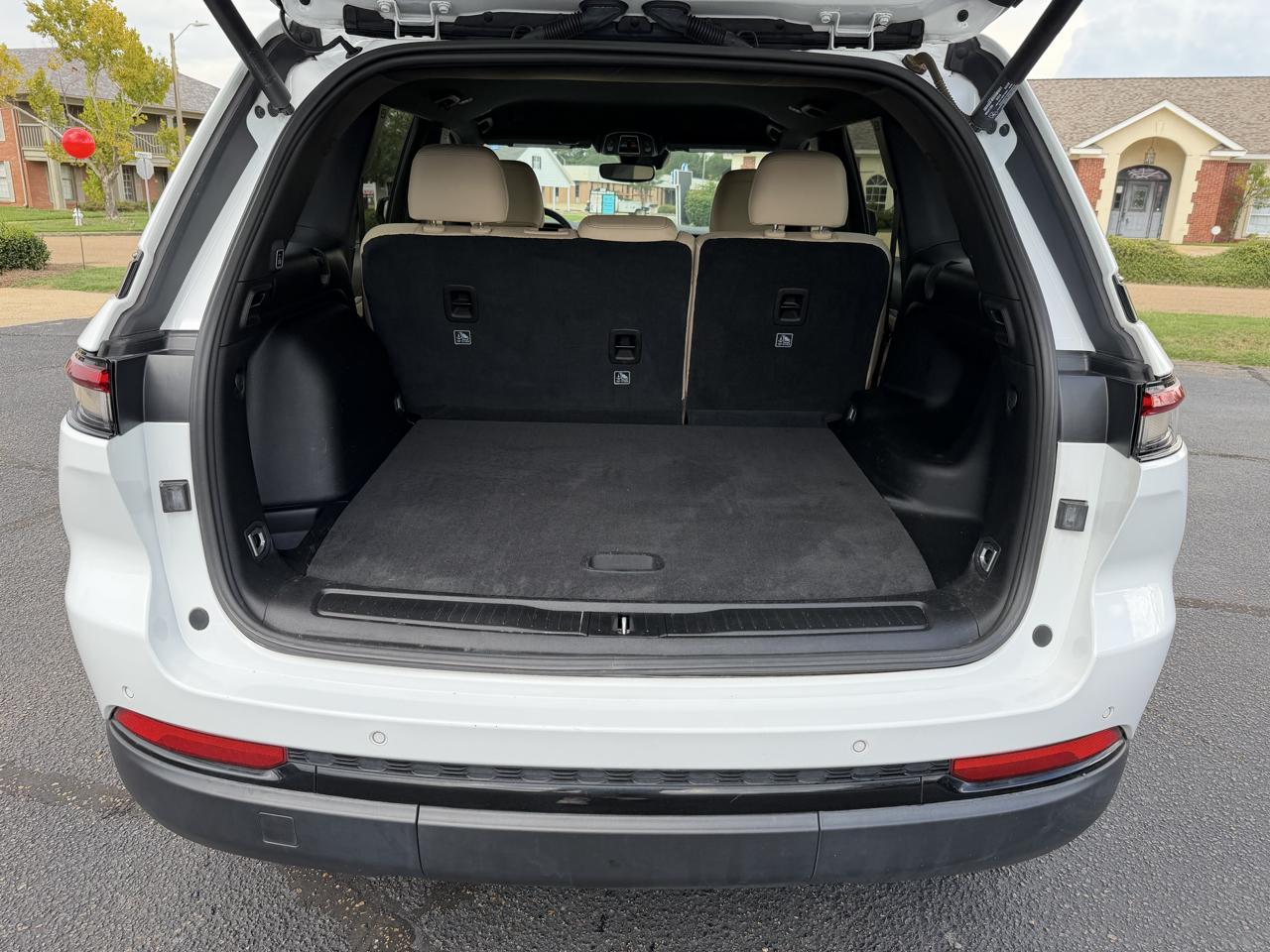 Jeep Grand Cherokee Limited 4WD 2023
