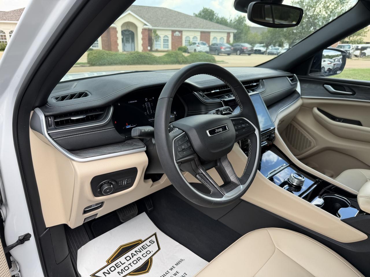 Jeep Grand Cherokee Limited 4WD 2023