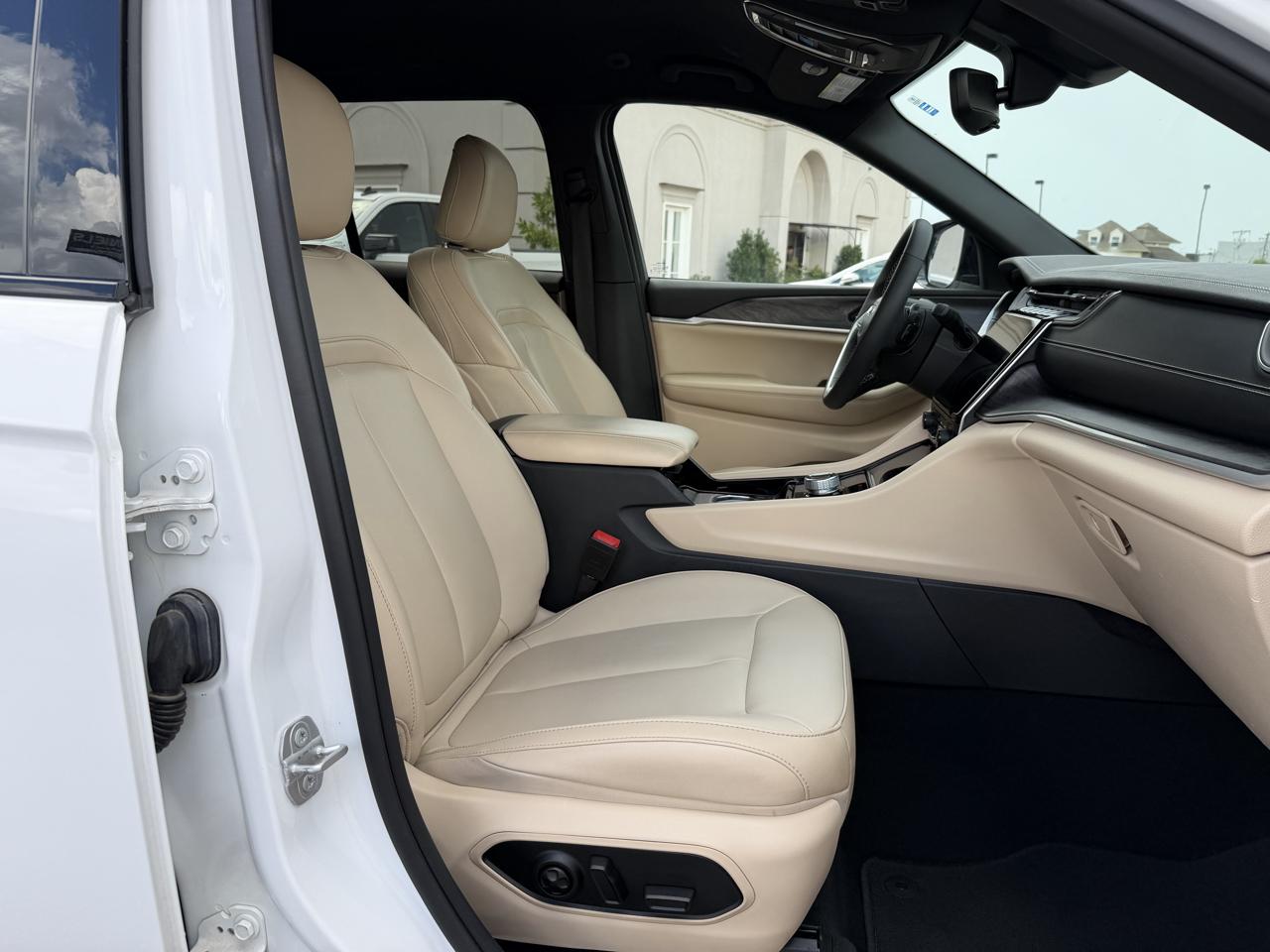 Jeep Grand Cherokee Limited 4WD 2023