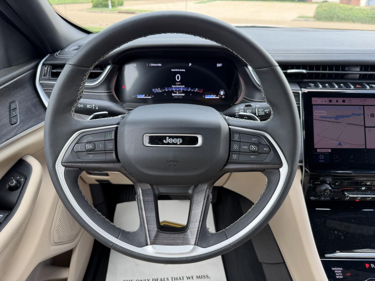 Jeep Grand Cherokee Limited 4WD 2023