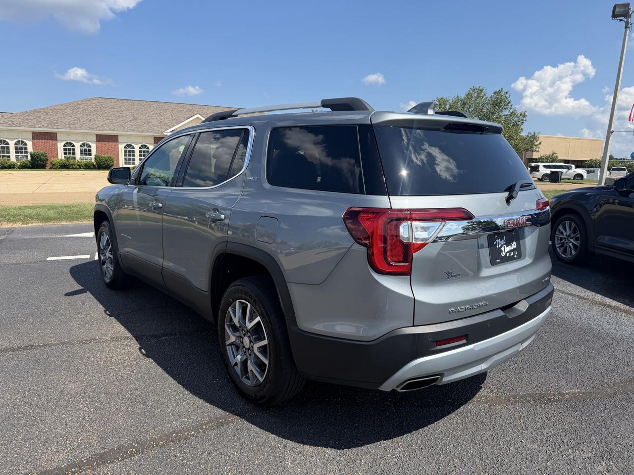GMC Acadia SLT AWD 2023