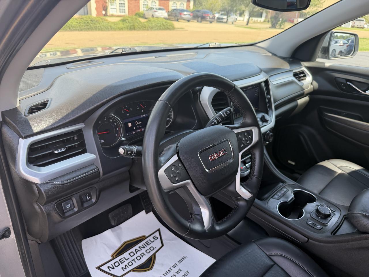 GMC Acadia SLT AWD 2023