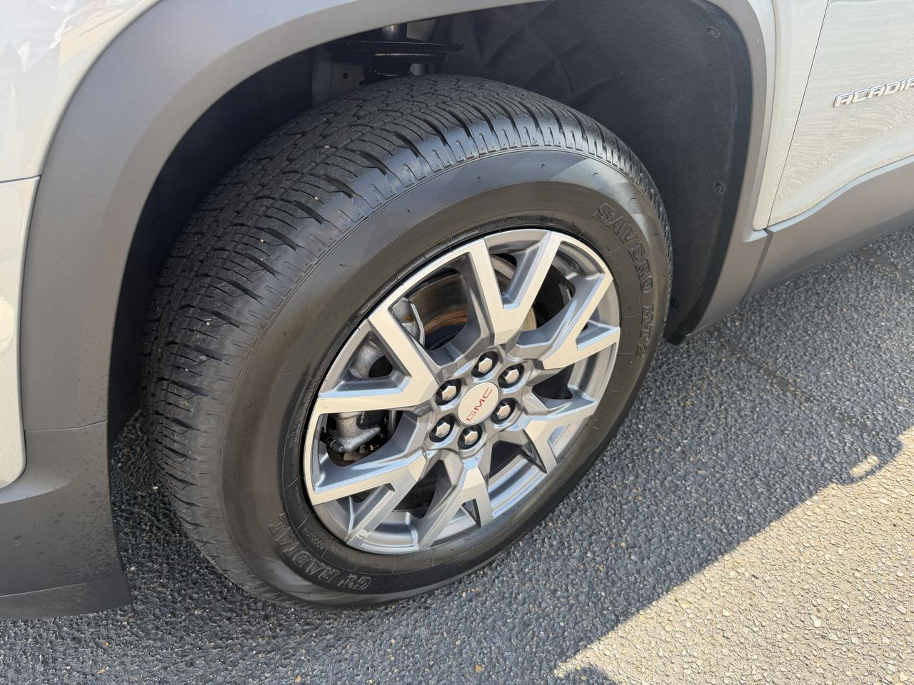 GMC Acadia SLT AWD 2023