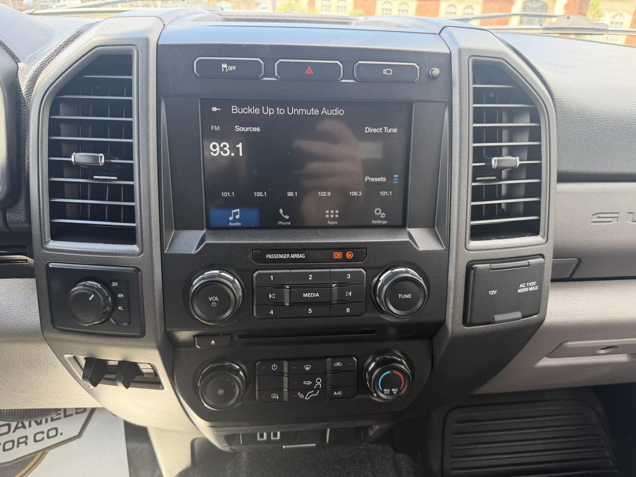 Ford F-350 SD XL SuperCab Long Bed DRW 4WD 2018