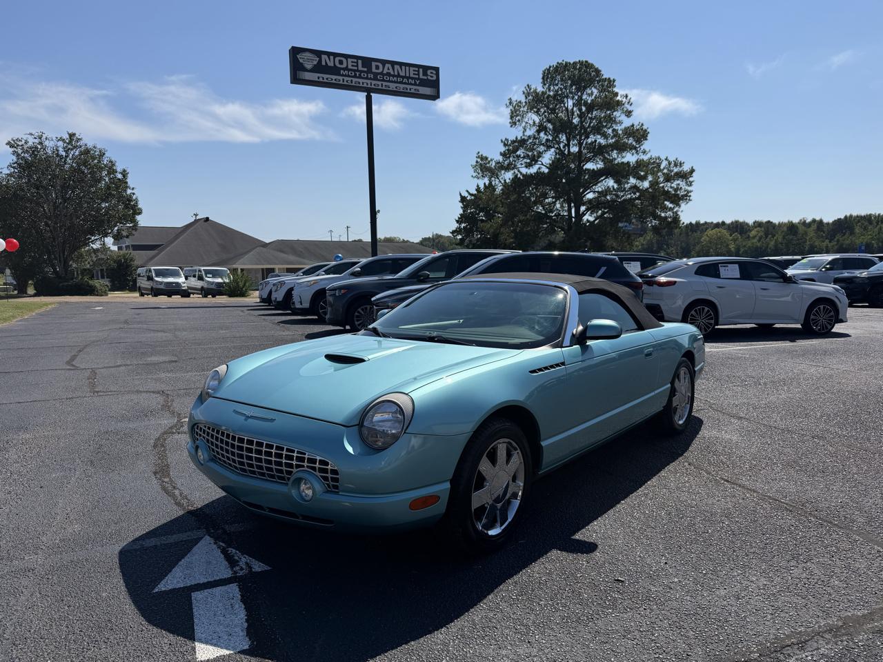 Ford Thunderbird  2002