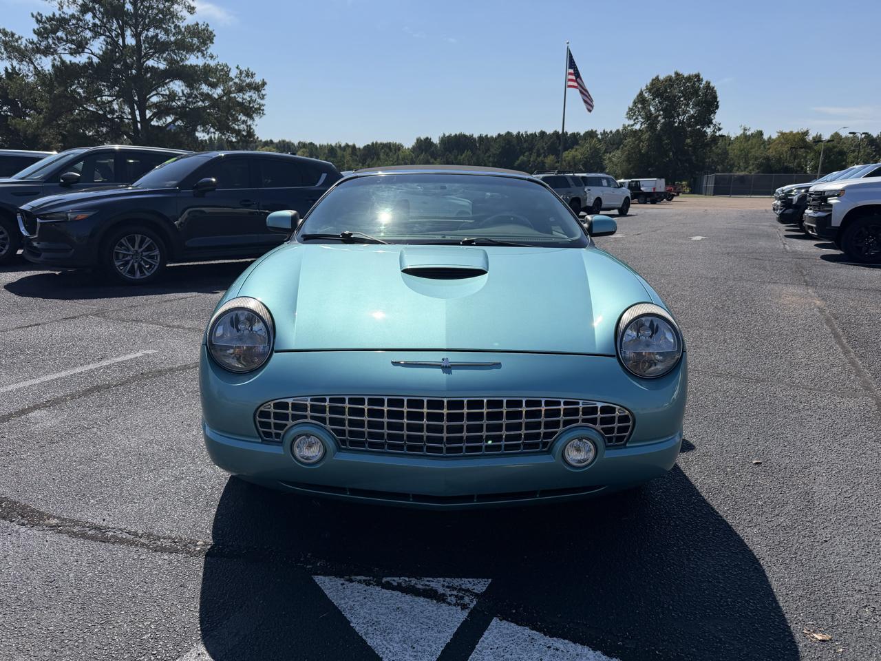 Ford Thunderbird  2002