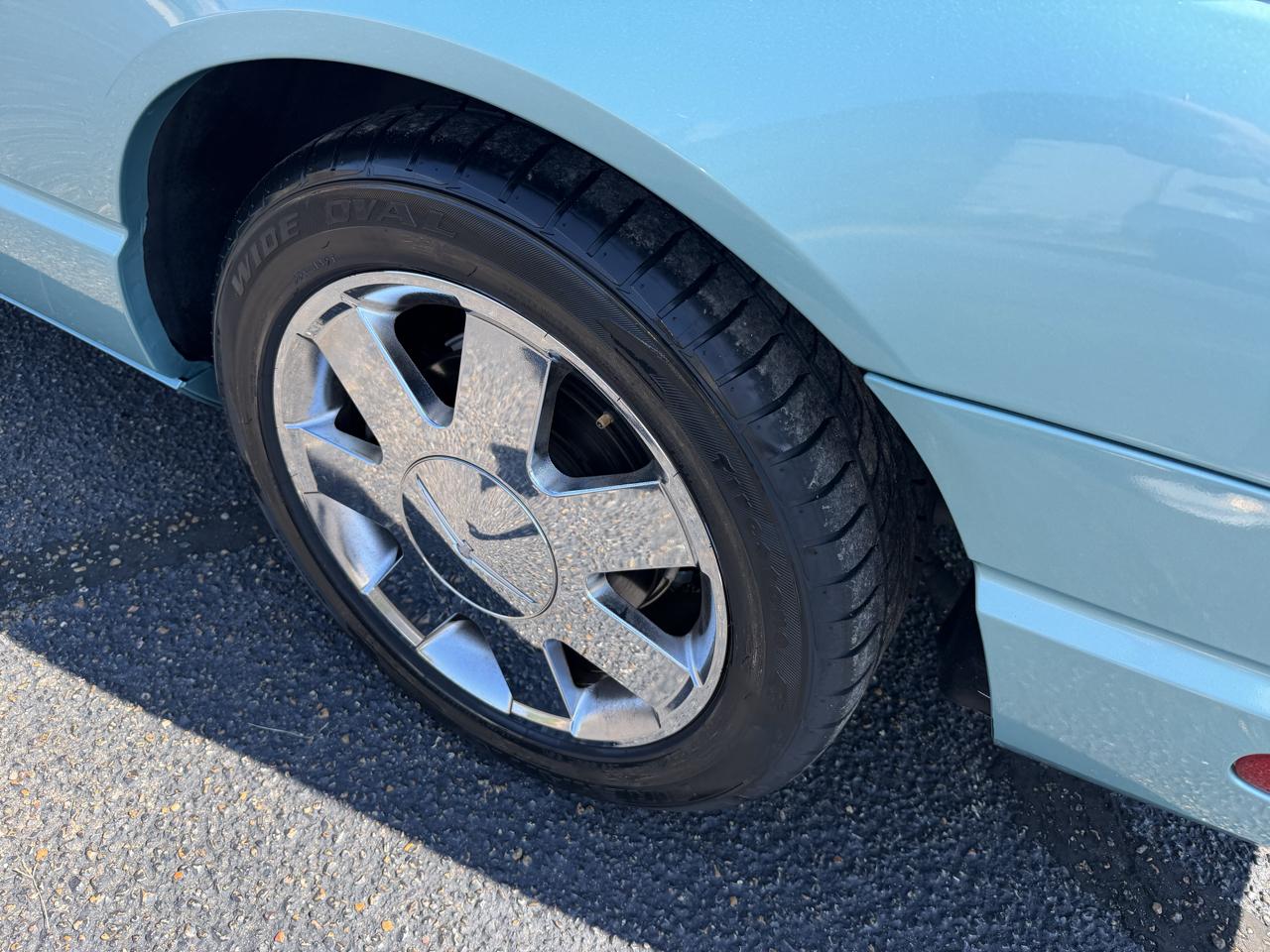 Ford Thunderbird  2002