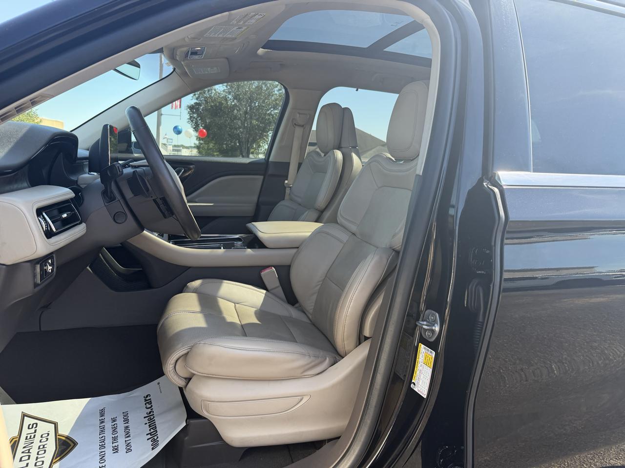 Lincoln Aviator  2020