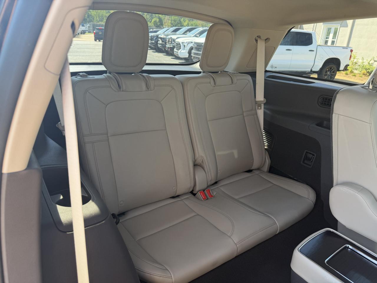 Lincoln Aviator  2020
