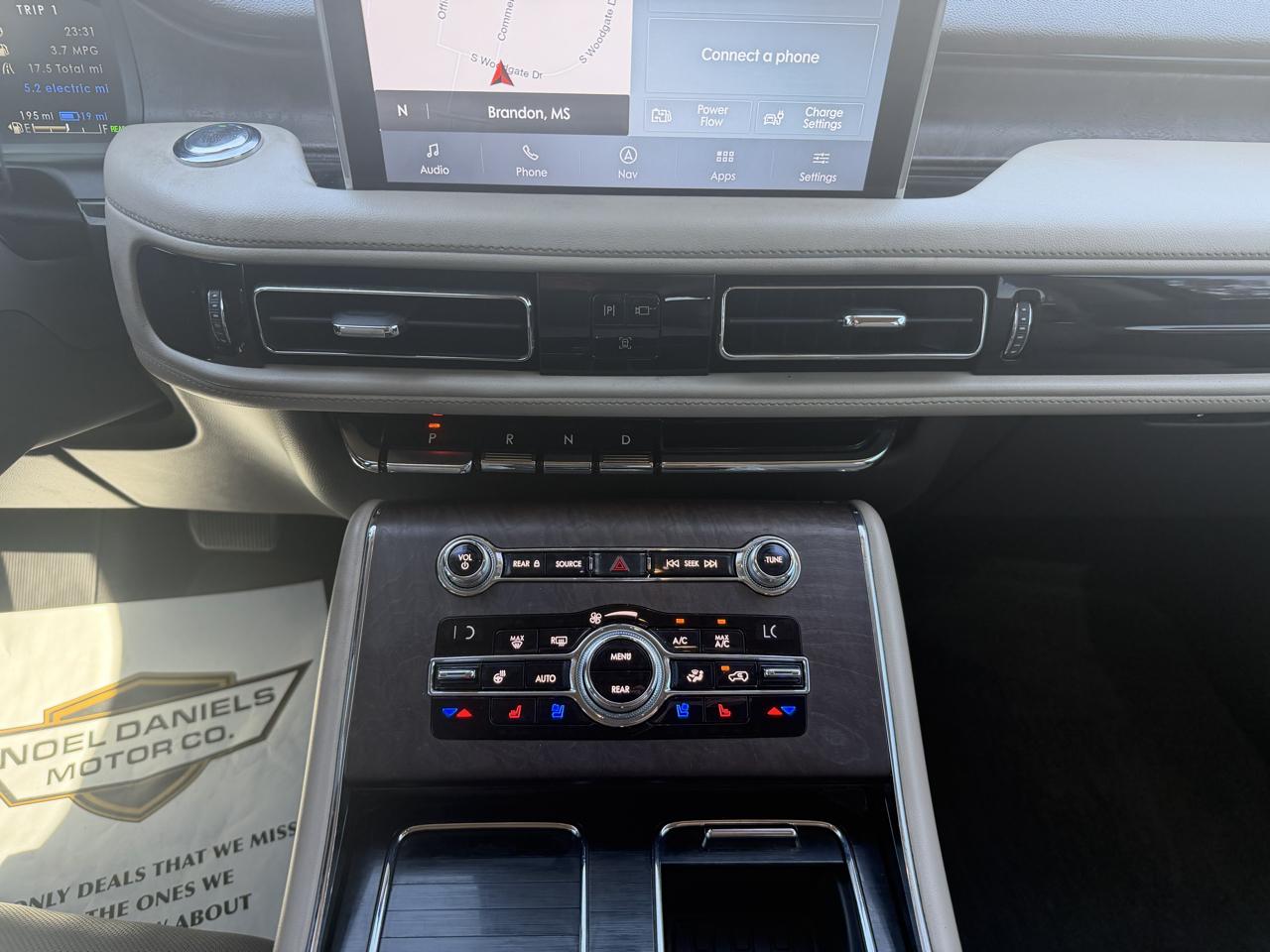 Lincoln Aviator  2020