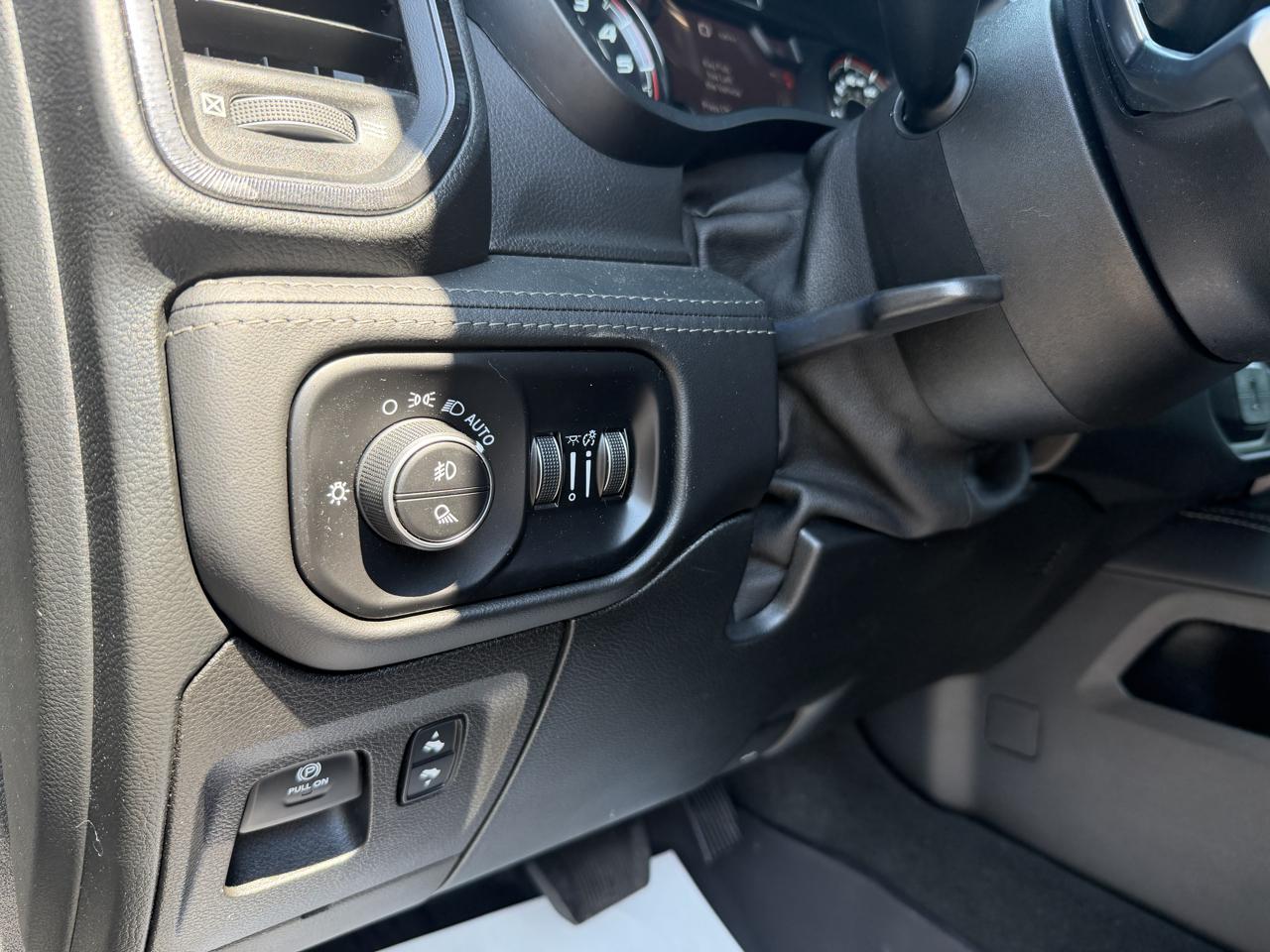 RAM 1500  2021