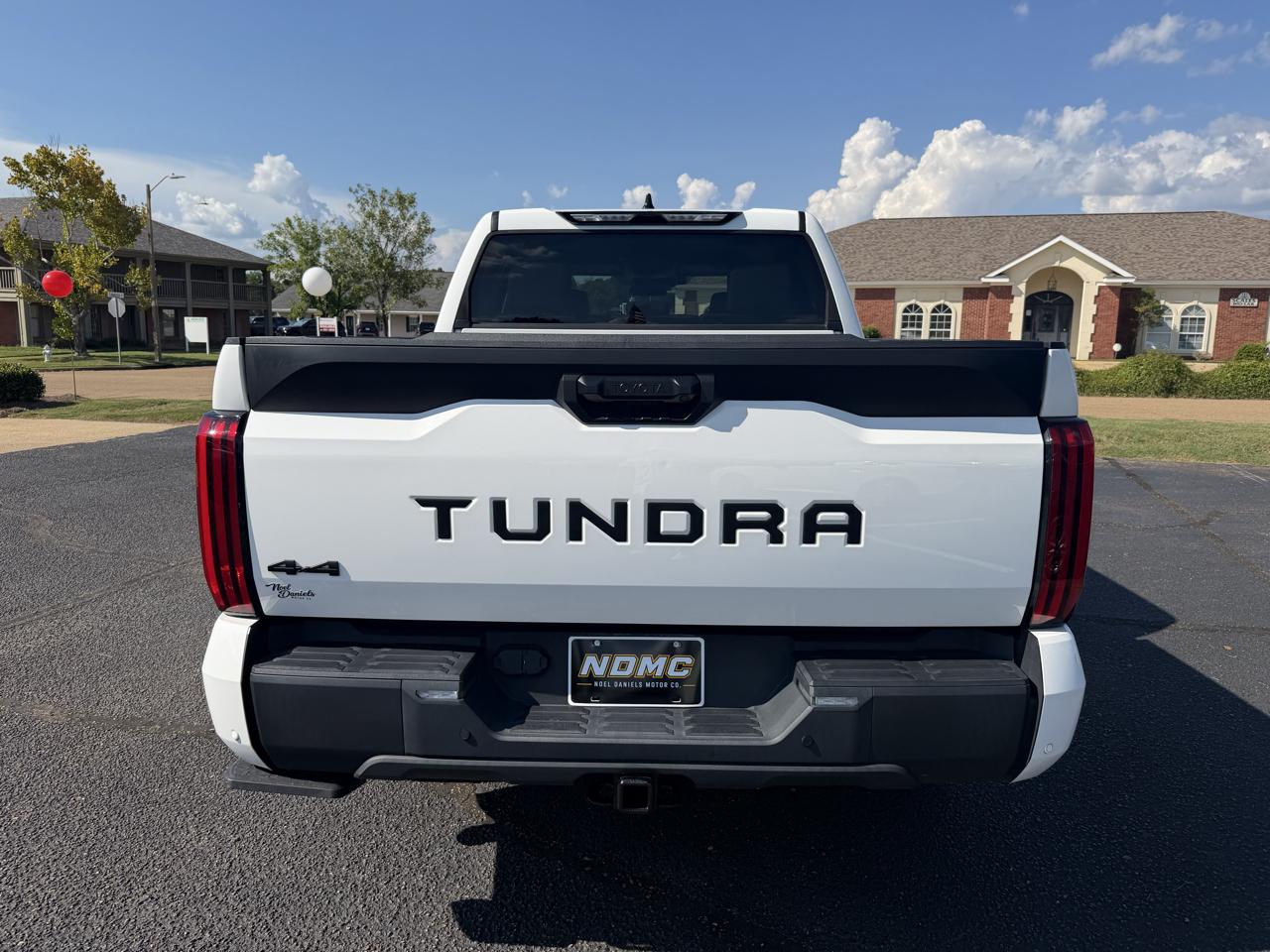 Toyota Tundra  2023