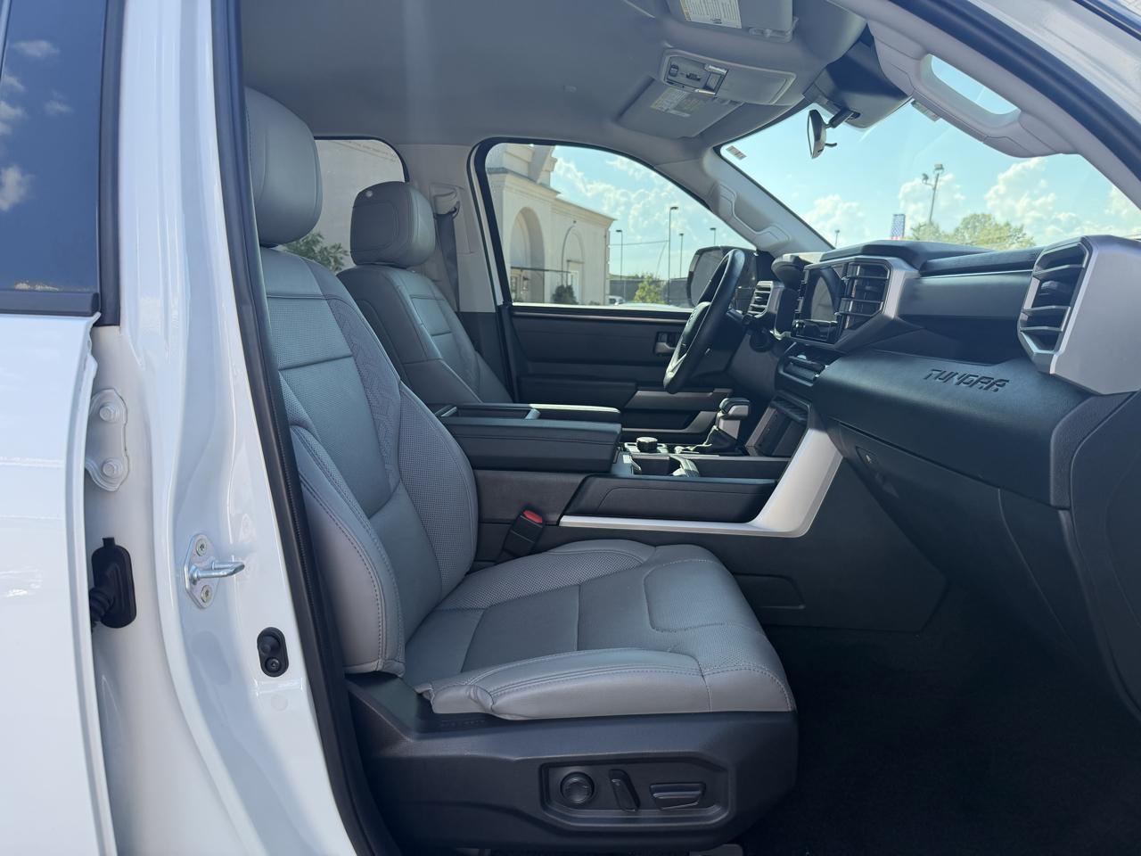 Toyota Tundra  2023