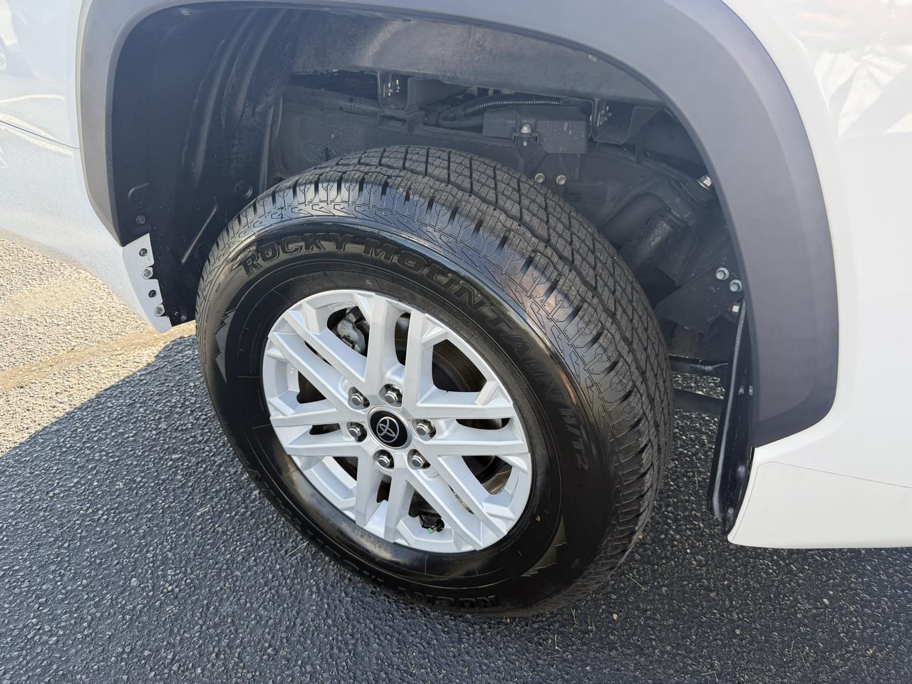 Toyota Tundra  2023