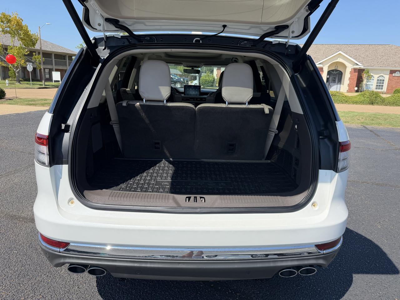 Lincoln Aviator  2020