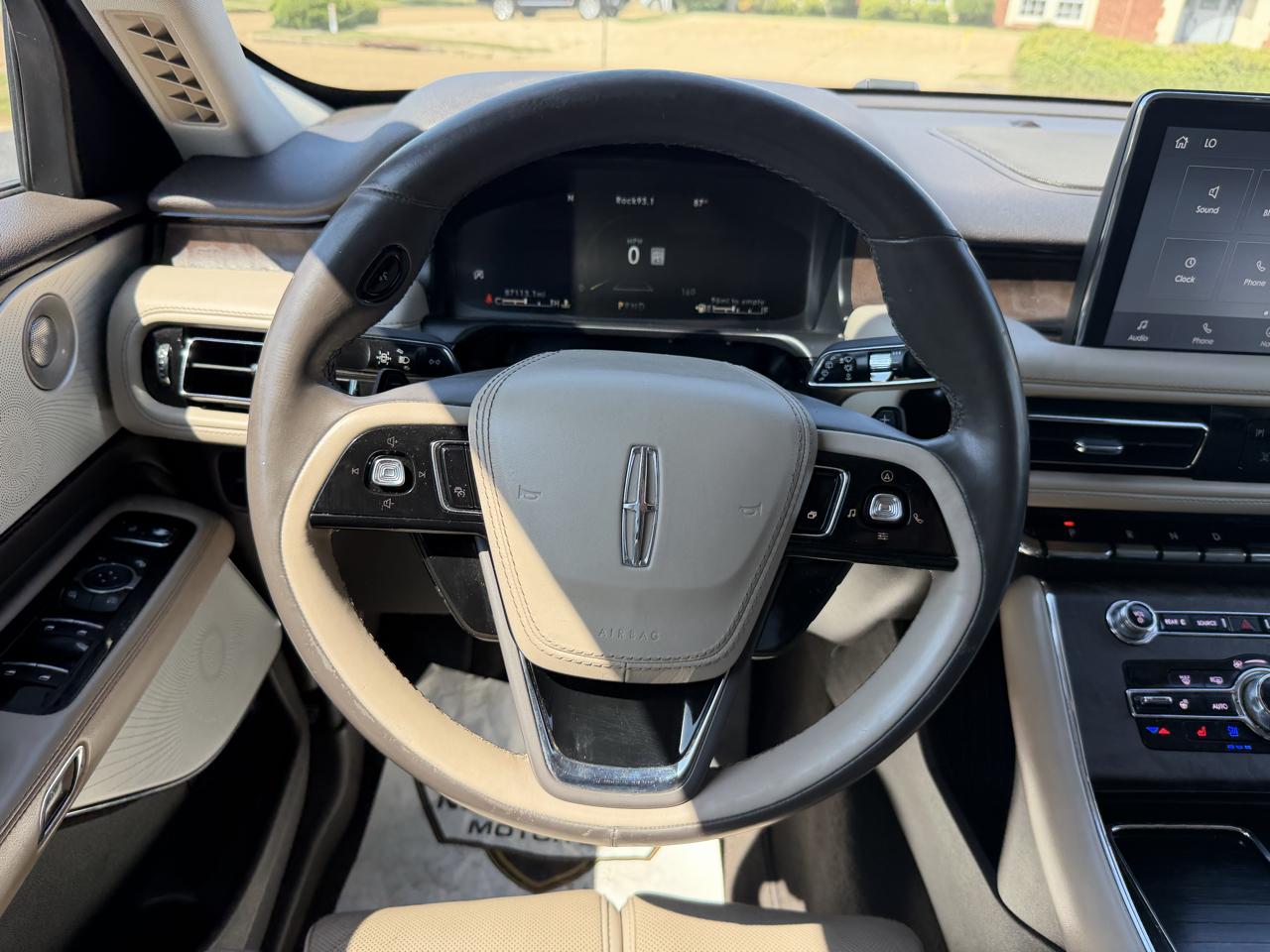 Lincoln Aviator  2020