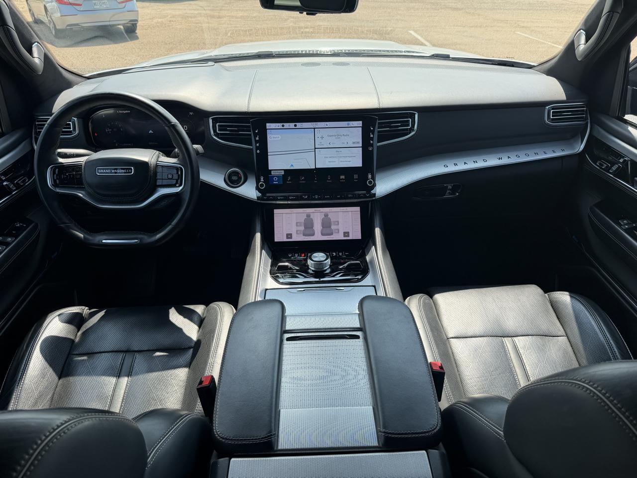 Jeep Grand Wagoneer  2023