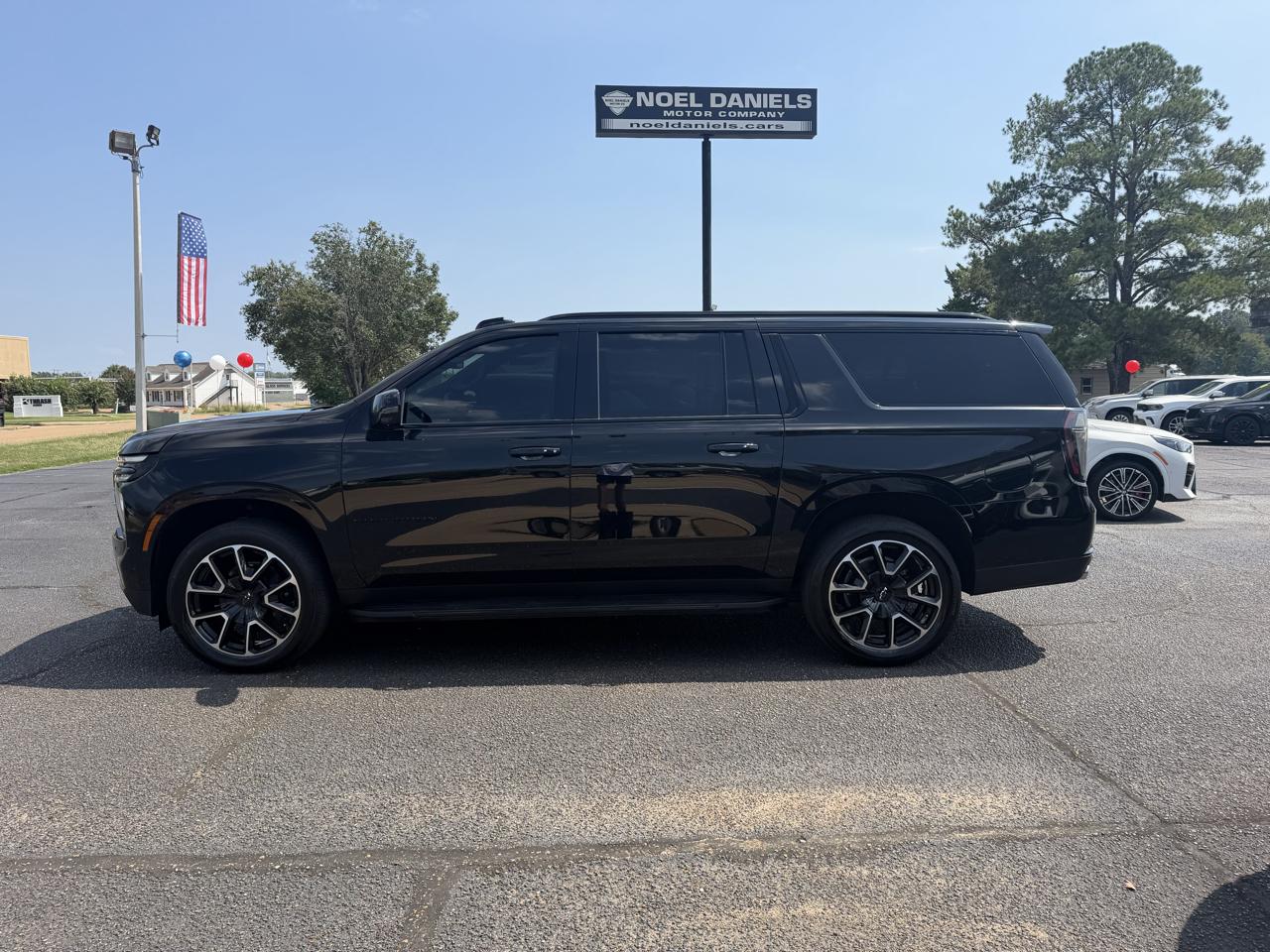 Chevrolet Suburban  2025