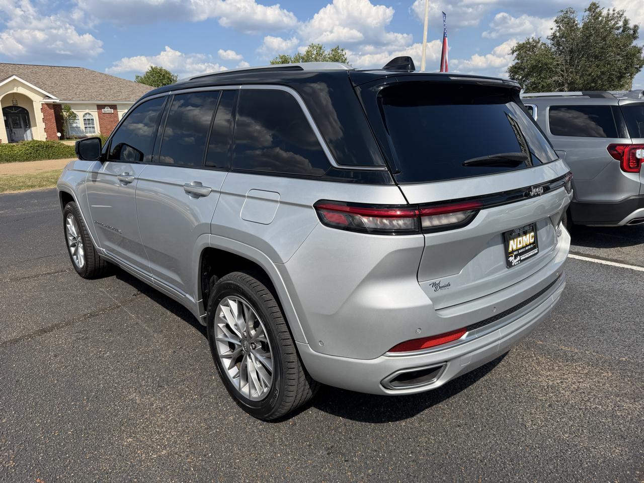 Jeep Grand Cherokee  2022