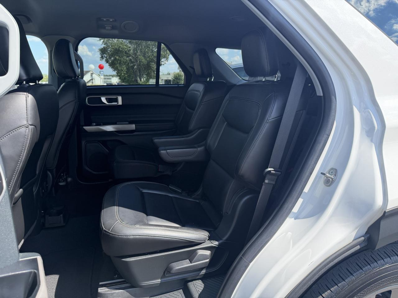 Ford Explorer  2023
