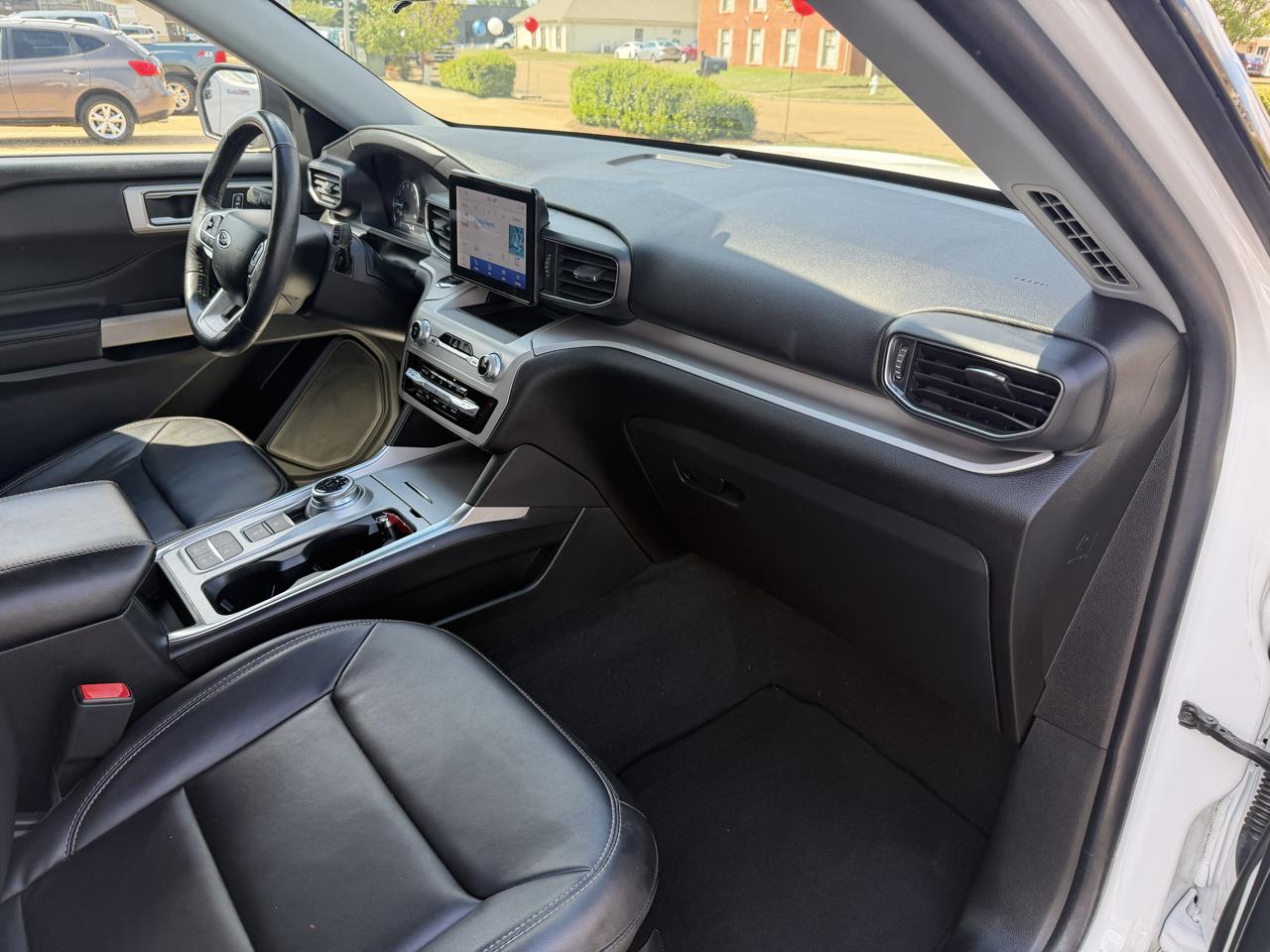 Ford Explorer  2023