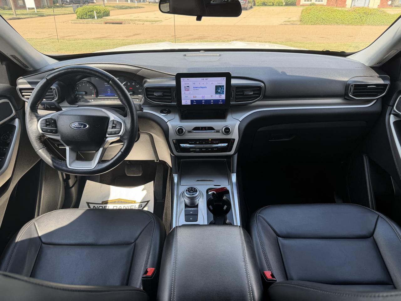 Ford Explorer  2023
