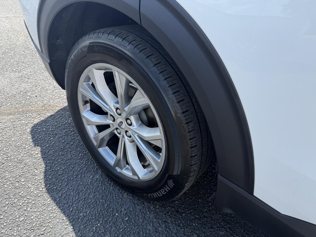 Ford Explorer  2023