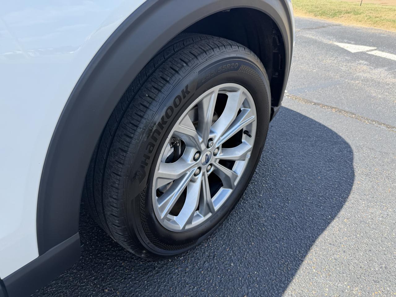 Ford Explorer  2023