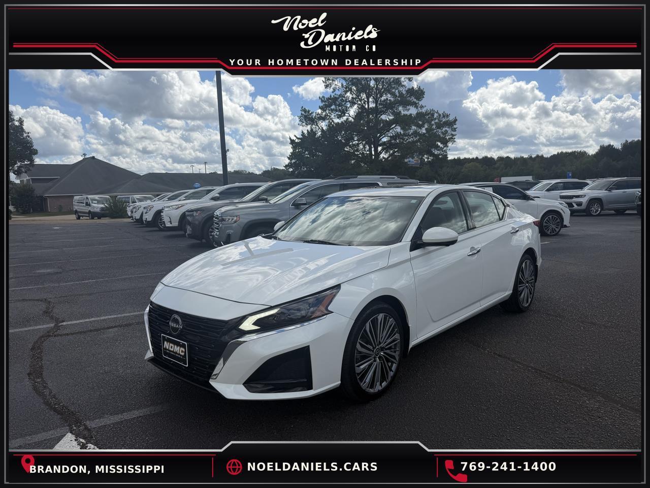 Nissan Altima  2023