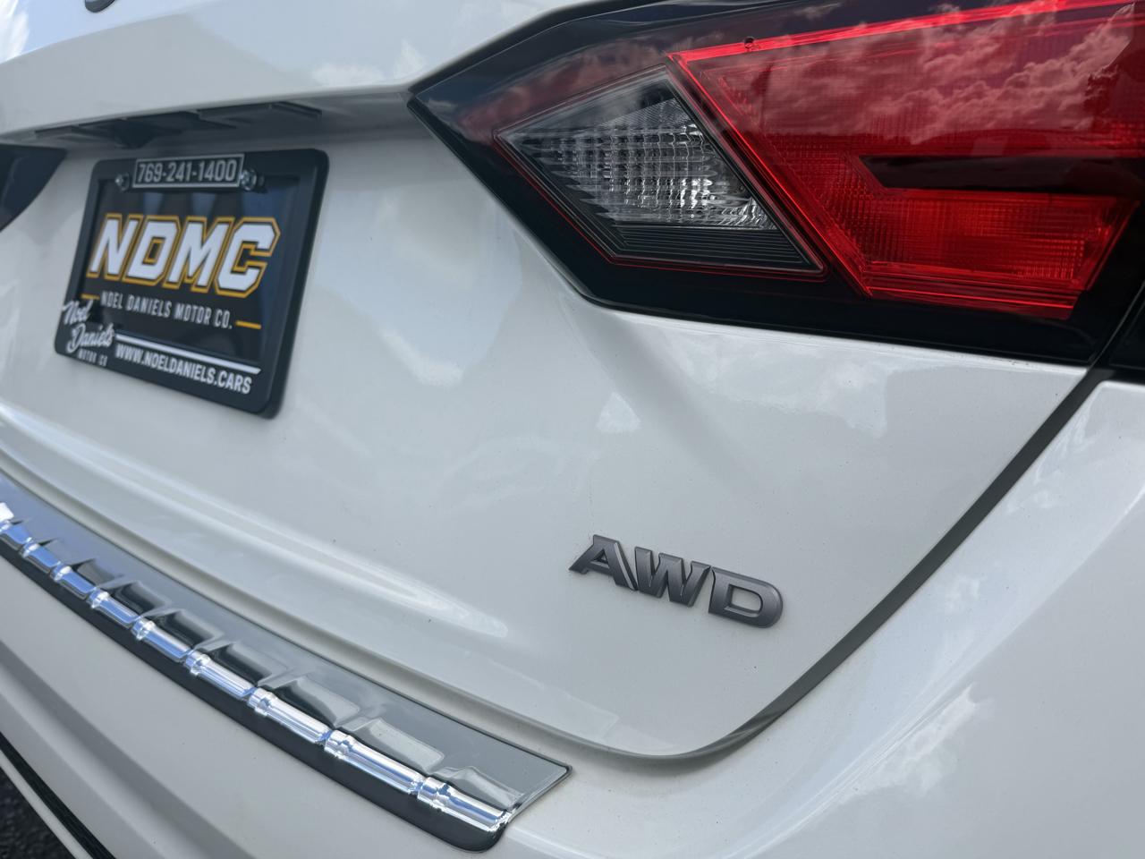 Nissan Altima  2023