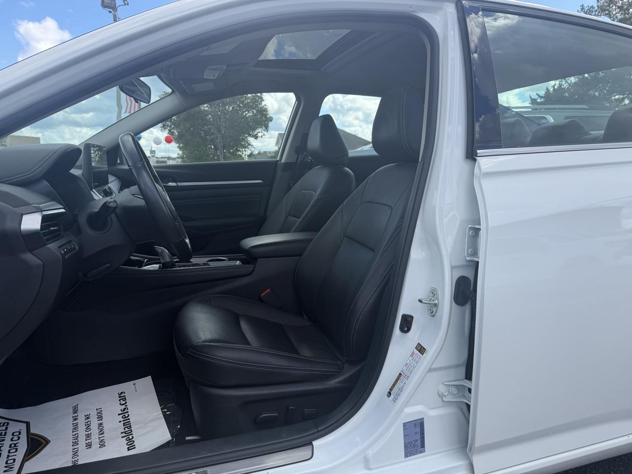Nissan Altima  2023