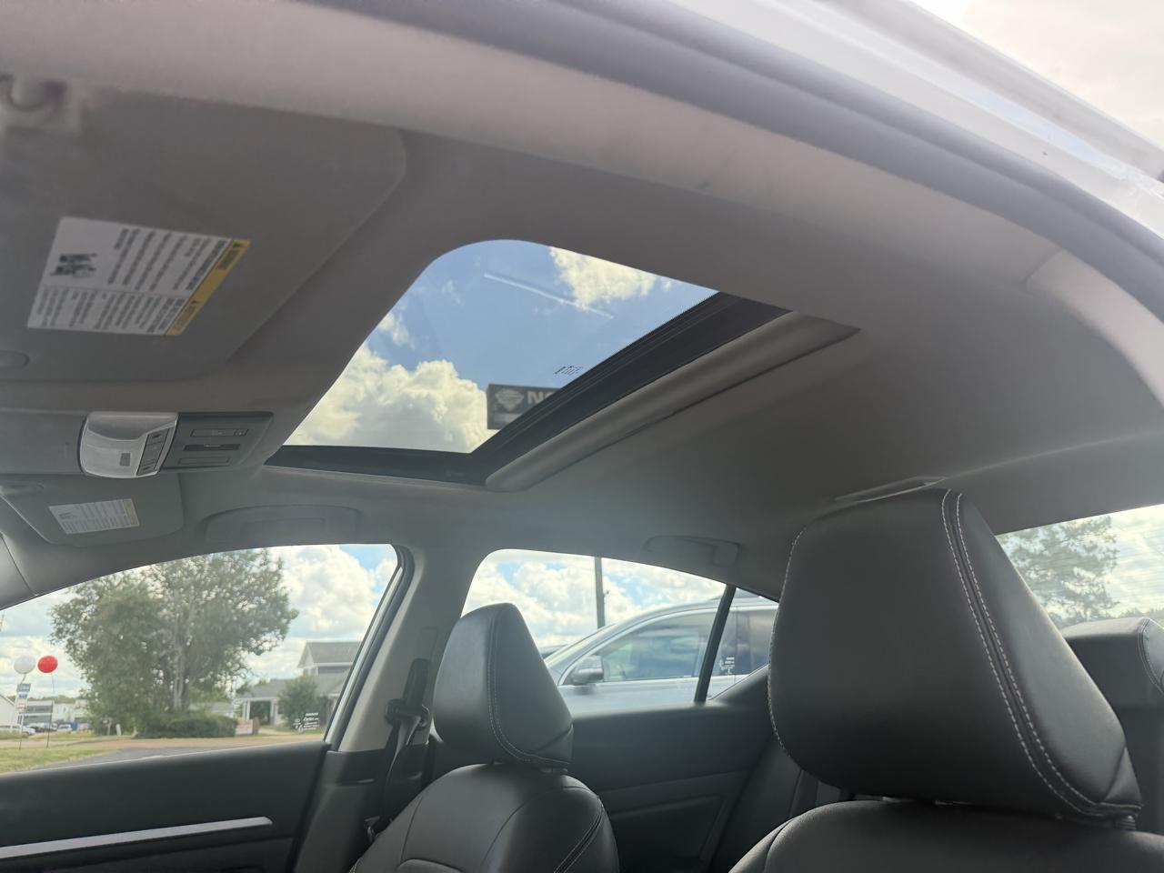 Nissan Altima  2023