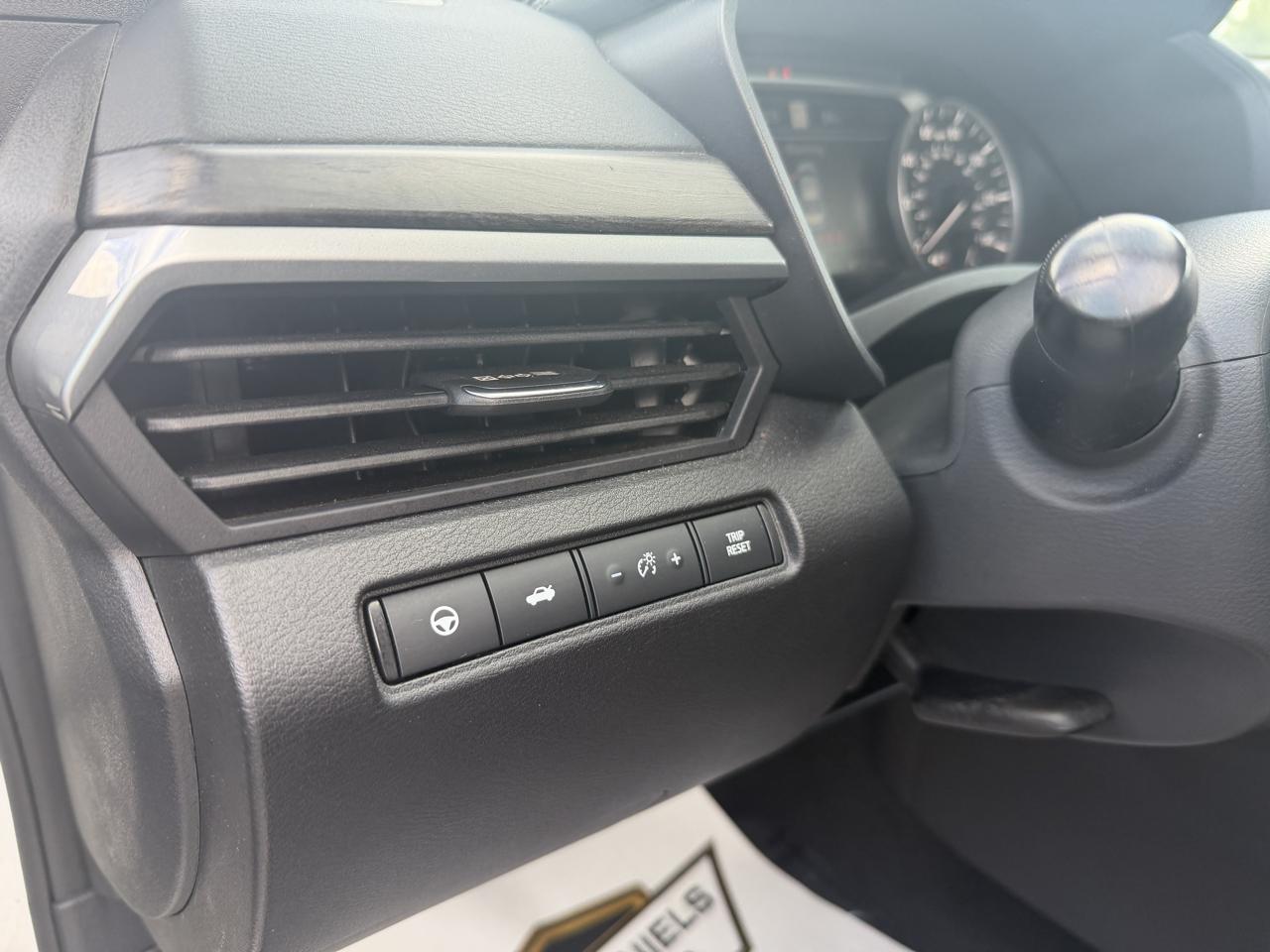 Nissan Altima  2023