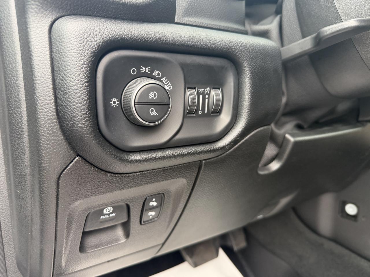 RAM 1500  2021