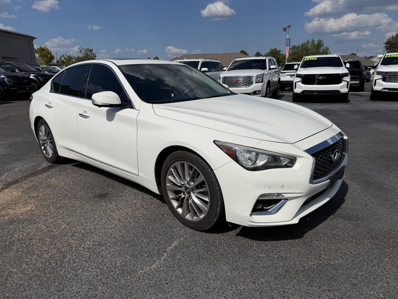Infiniti Q50  2021