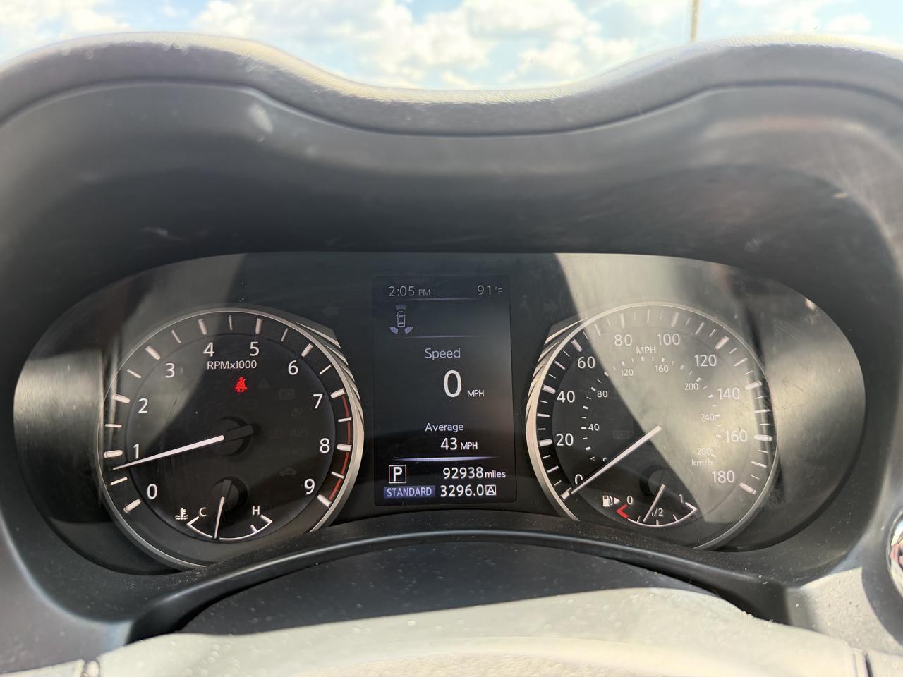 Infiniti Q50  2021