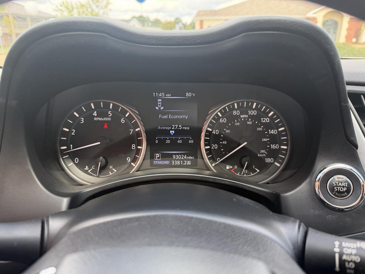 Infiniti Q50  2021