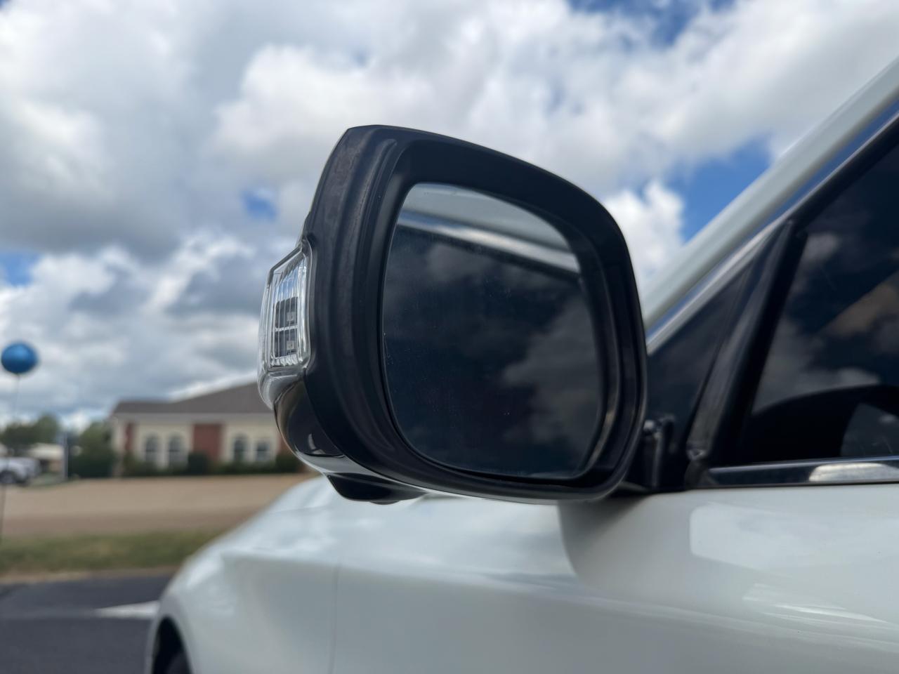 Infiniti Q50  2021