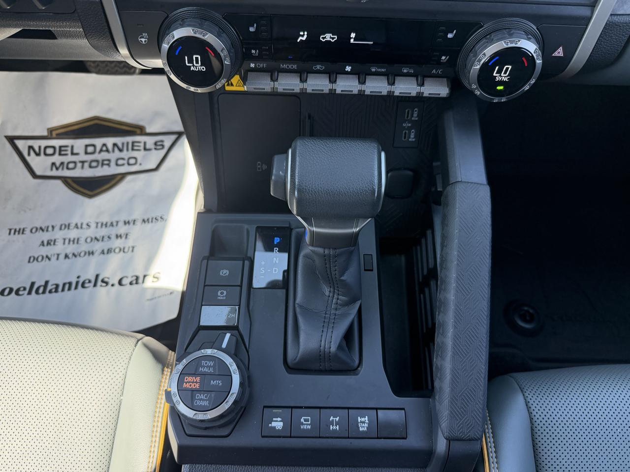 Toyota Tacoma  2024