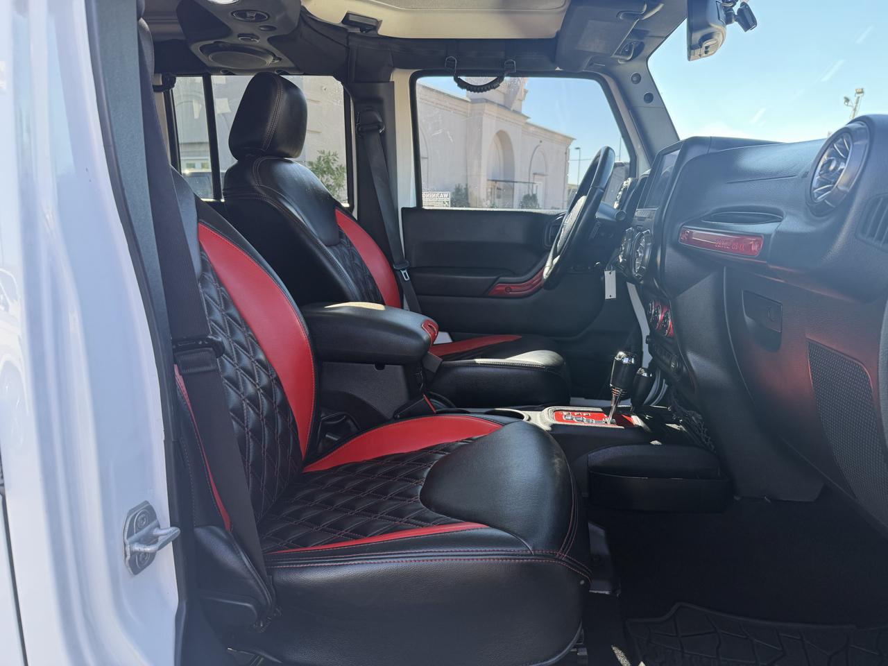 Jeep Wrangler  2013