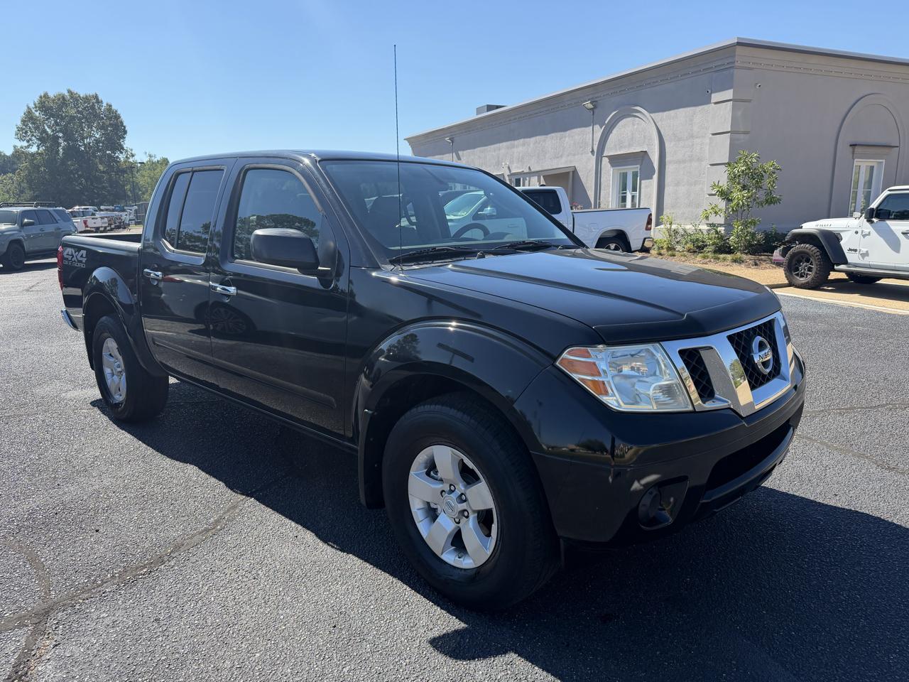 Nissan Frontier  2011