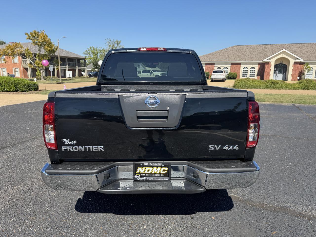Nissan Frontier  2011