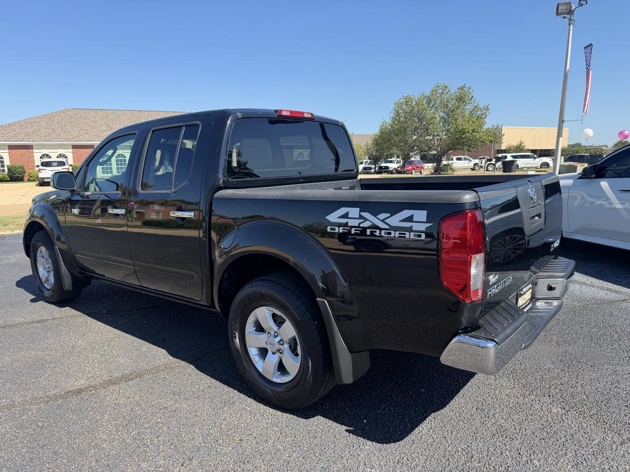 Nissan Frontier  2011