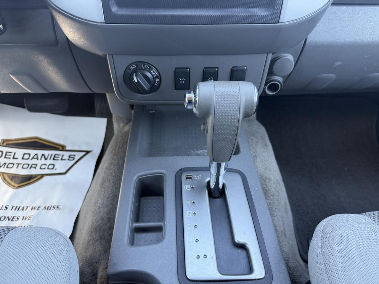 Nissan Frontier  2011
